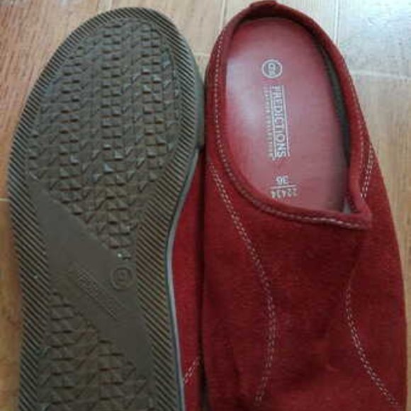 Ladies Suede Slip-On - Picture 2 of 2